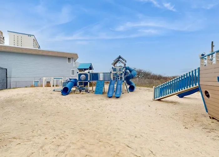 Convenient Near The With Balcony Pools Gym & Sauna * Ocean City