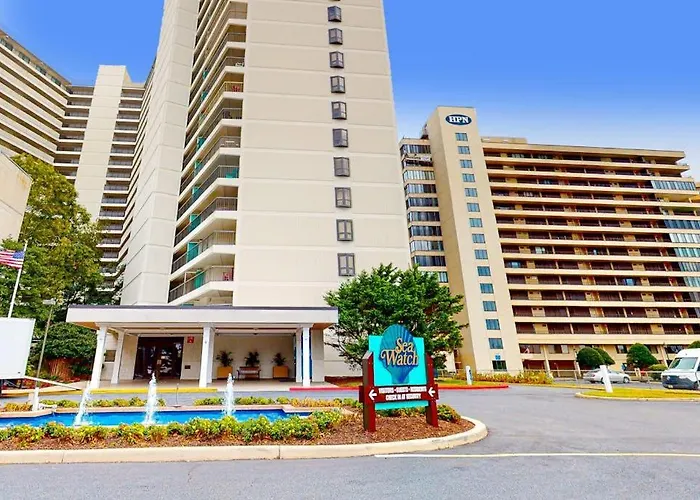 Convenient Near The With Balcony Pools Gym & Sauna *