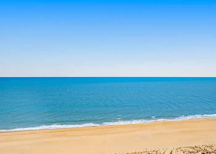 Holiday home Convenient Near The With Balcony Pools Gym & Sauna *